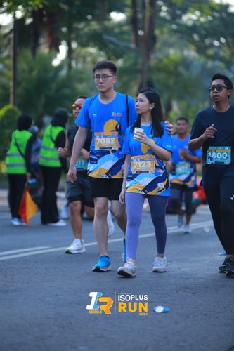 Race photo from Isoplus Run 2024 Surabaya