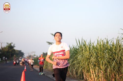 Race photo from Kediri Half Marathon 2024
