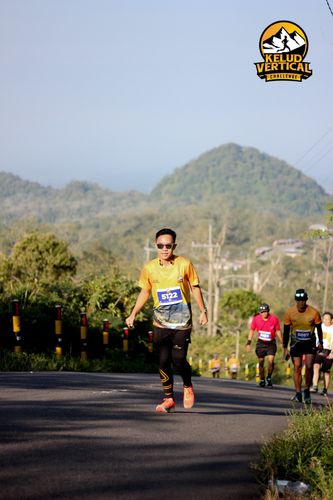 Race photo from Kelud Vertical Challenge 2024