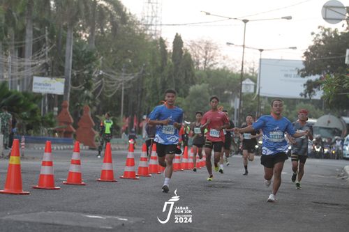 Race photo from Jabar Run 10K 2024