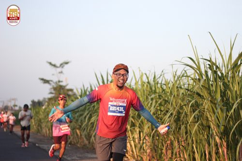Race photo from Kediri Half Marathon 2024
