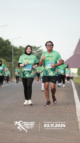 Race photo from Arutmin Borneo Run 2024