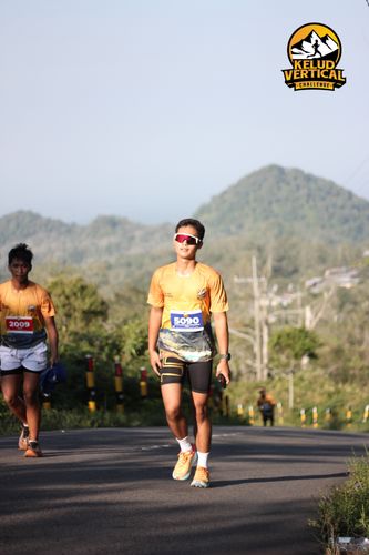 Race photo from Kelud Vertical Challenge 2024