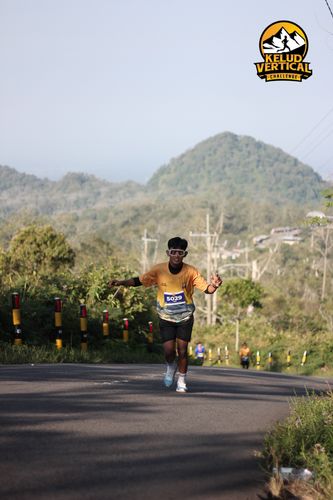 Race photo from Kelud Vertical Challenge 2024
