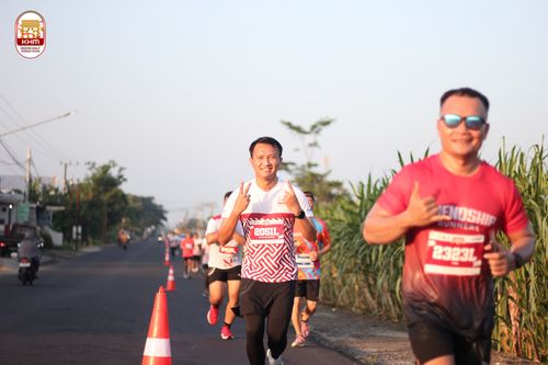 Race photo from Kediri Half Marathon 2024
