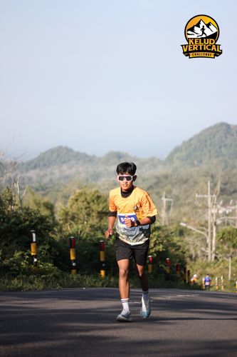 Race photo from Kelud Vertical Challenge 2024