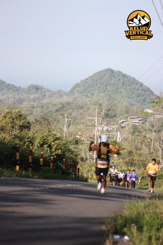 Race photo from Kelud Vertical Challenge 2024