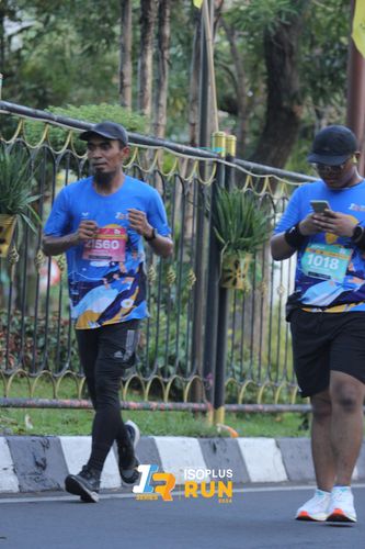 Race photo from Isoplus Run 2024 Surabaya