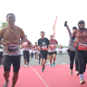 Race photo from KEDIRI HALF MARATHON 2026