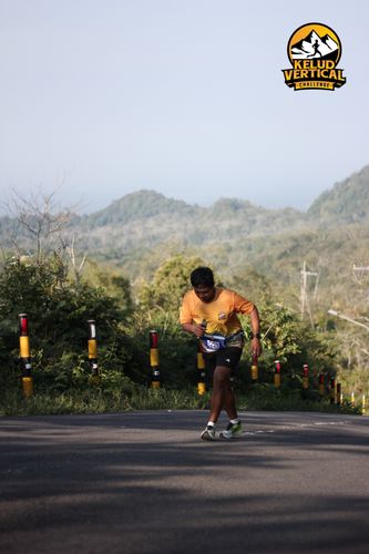 Race photo from Kelud Vertical Challenge 2024