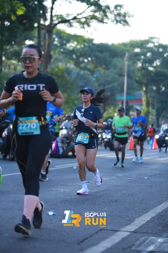 Race photo from Isoplus Run 2024 Surabaya