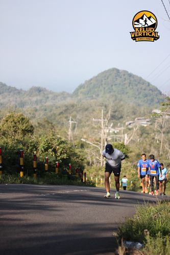 Race photo from Kelud Vertical Challenge 2024