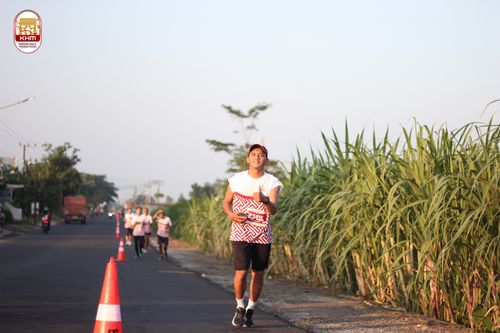 Race photo from Kediri Half Marathon 2024