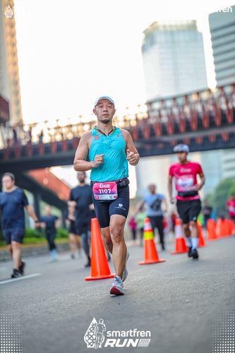 Race photo from Smartfren Run 2025 