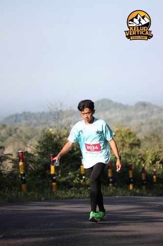 Race photo from Kelud Vertical Challenge 2024