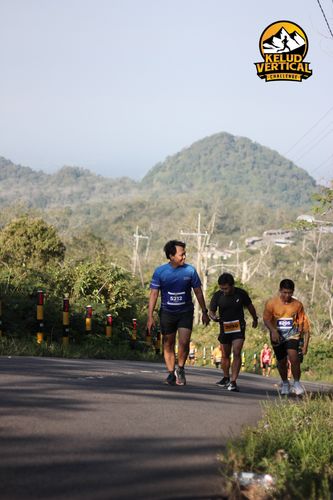 Race photo from Kelud Vertical Challenge 2024