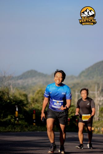 Race photo from Kelud Vertical Challenge 2024