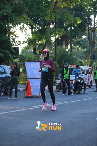 Race photo from Isoplus Run 2024 Surabaya
