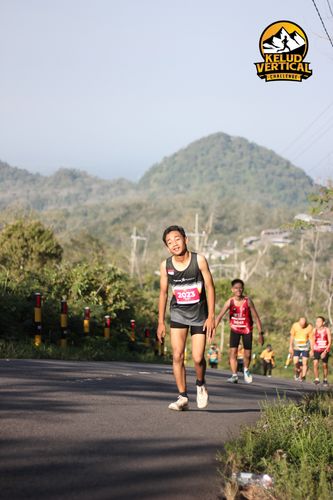 Race photo from Kelud Vertical Challenge 2024