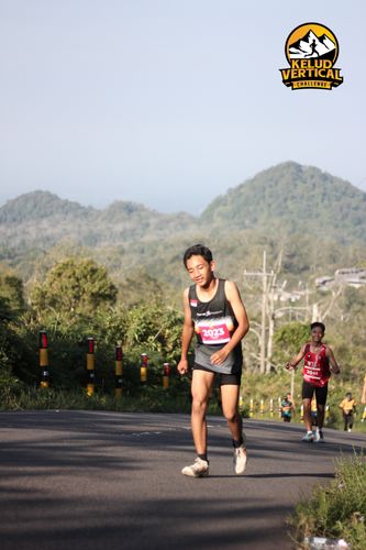 Race photo from Kelud Vertical Challenge 2024