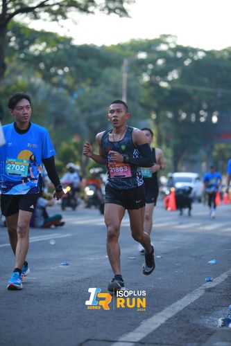 Race photo from Isoplus Run 2024 Surabaya