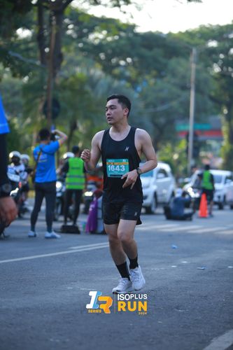 Race photo from Isoplus Run 2024 Surabaya