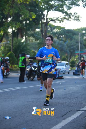 Race photo from Isoplus Run 2024 Surabaya