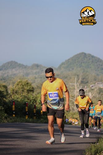 Race photo from Kelud Vertical Challenge 2024