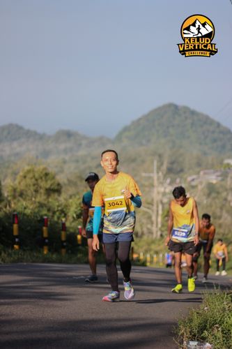 Race photo from Kelud Vertical Challenge 2024