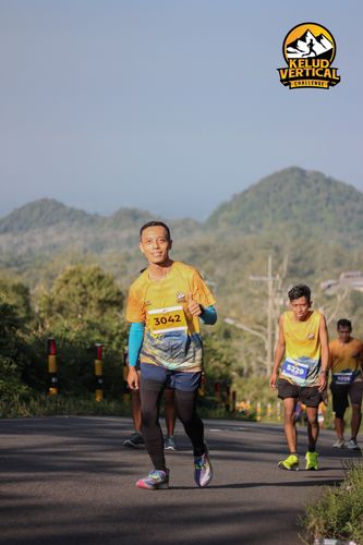 Race photo from Kelud Vertical Challenge 2024