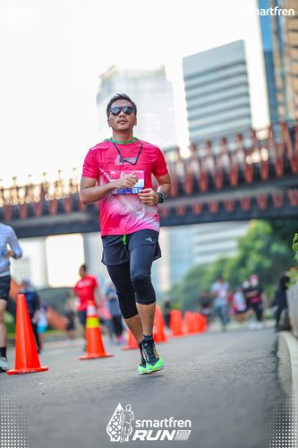 Race photo from Smartfren Run 2025 