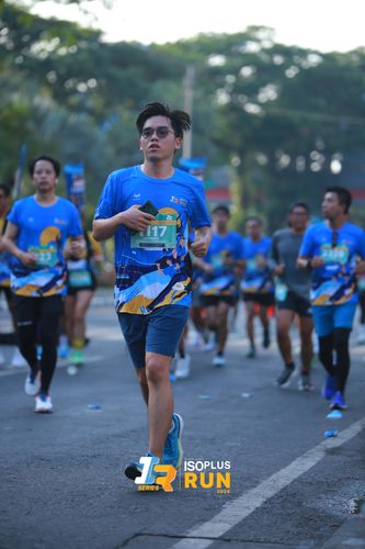 Race photo from Isoplus Run 2024 Surabaya