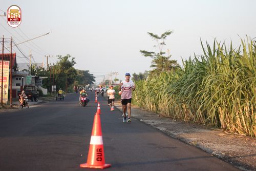 Race photo from Kediri Half Marathon 2024