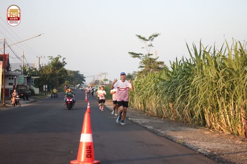 Race photo from Kediri Half Marathon 2024