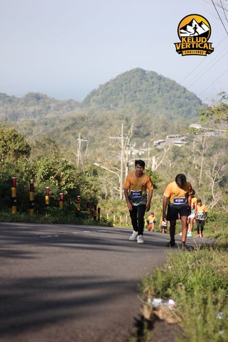 Race photo from Kelud Vertical Challenge 2024