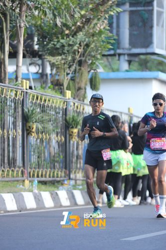 Race photo from Isoplus Run 2024 Surabaya