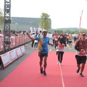 Race photo from KEDIRI HALF MARATHON 2026