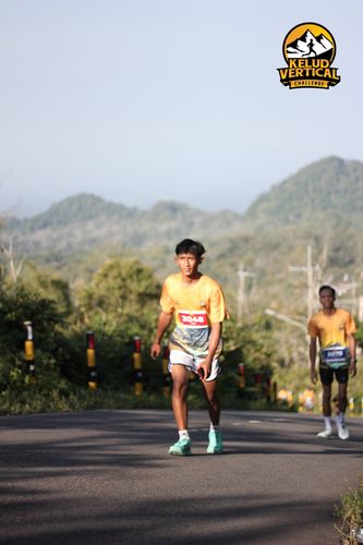 Race photo from Kelud Vertical Challenge 2024
