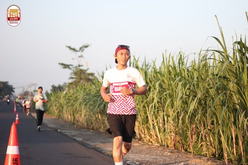 Race photo from Kediri Half Marathon 2024