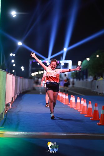 Race photo from PIK NITE RUN 2025