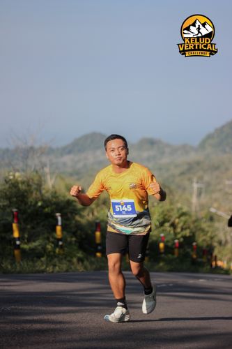 Race photo from Kelud Vertical Challenge 2024