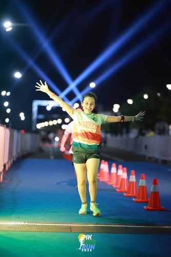 Race photo from PIK NITE RUN 2025