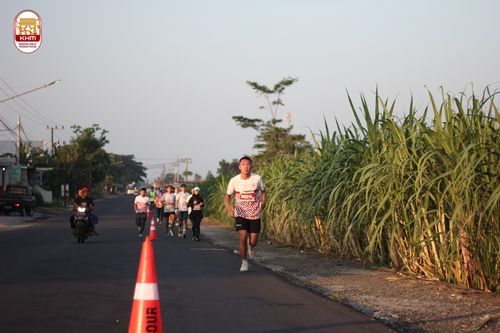 Race photo from Kediri Half Marathon 2024