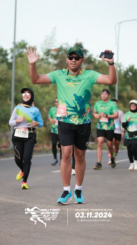 Race photo from Arutmin Borneo Run 2024