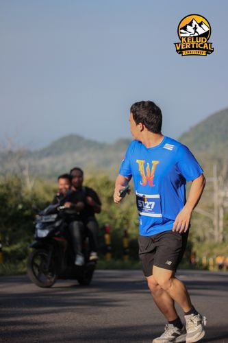 Race photo from Kelud Vertical Challenge 2024