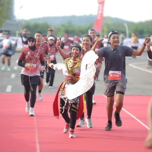 Race photo from KEDIRI HALF MARATHON 2026