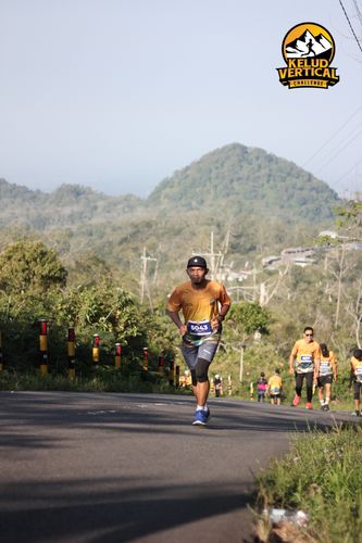 Race photo from Kelud Vertical Challenge 2024