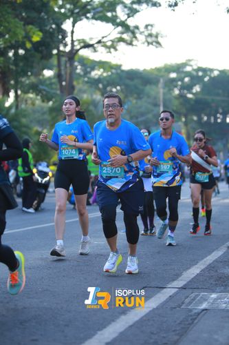 Race photo from Isoplus Run 2024 Surabaya