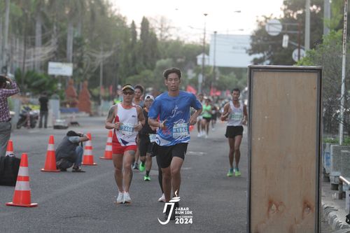 Race photo from Jabar Run 10K 2024