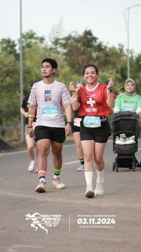 Race photo from Arutmin Borneo Run 2024